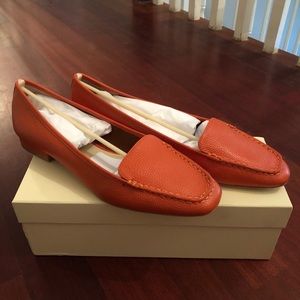 NWT Bettye Muller Valet loafers
